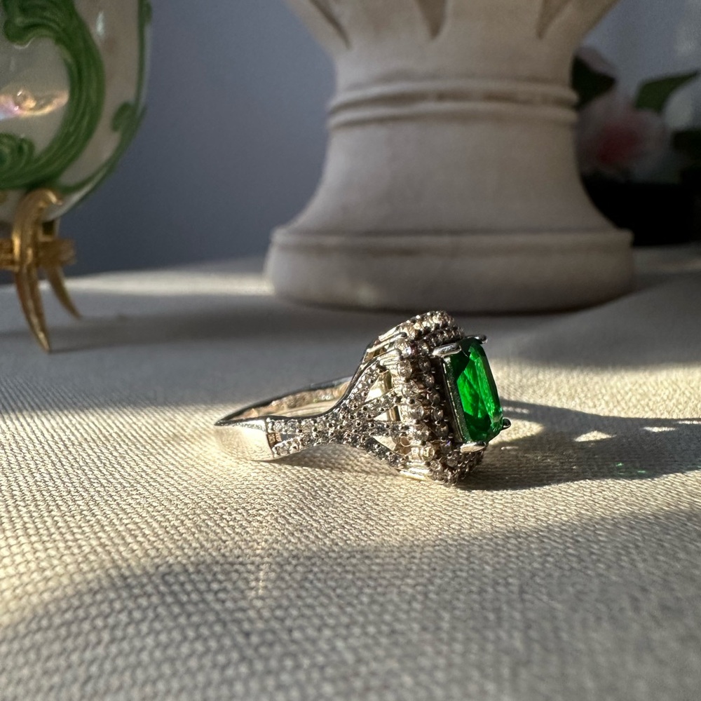 Silver Emerald Ring - image 3
